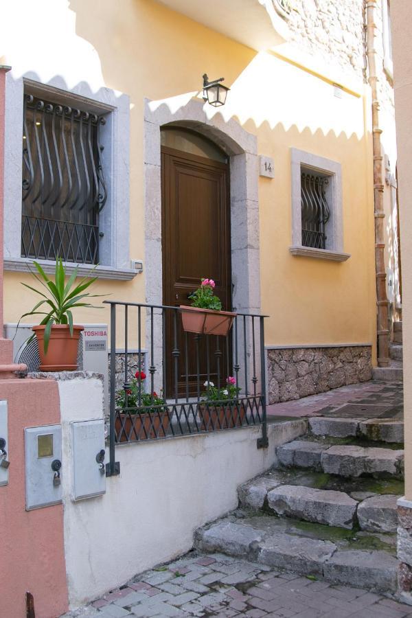 La Casetta Di Otto Taormina Buitenkant foto